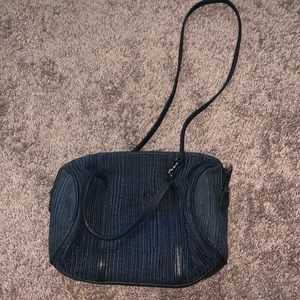 BLACK HANDBAG